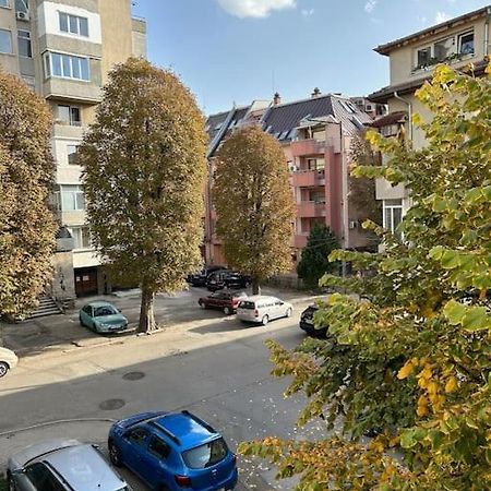 Apartamento Luxurious Flat Pleven Center Exterior foto